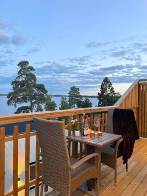 New lakehouse - amazing sea view and private pier!, Stockholm